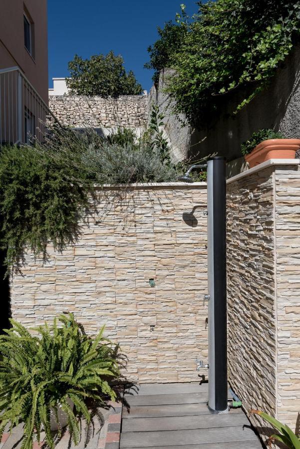 Apartments Amneris Trogir Exterior foto